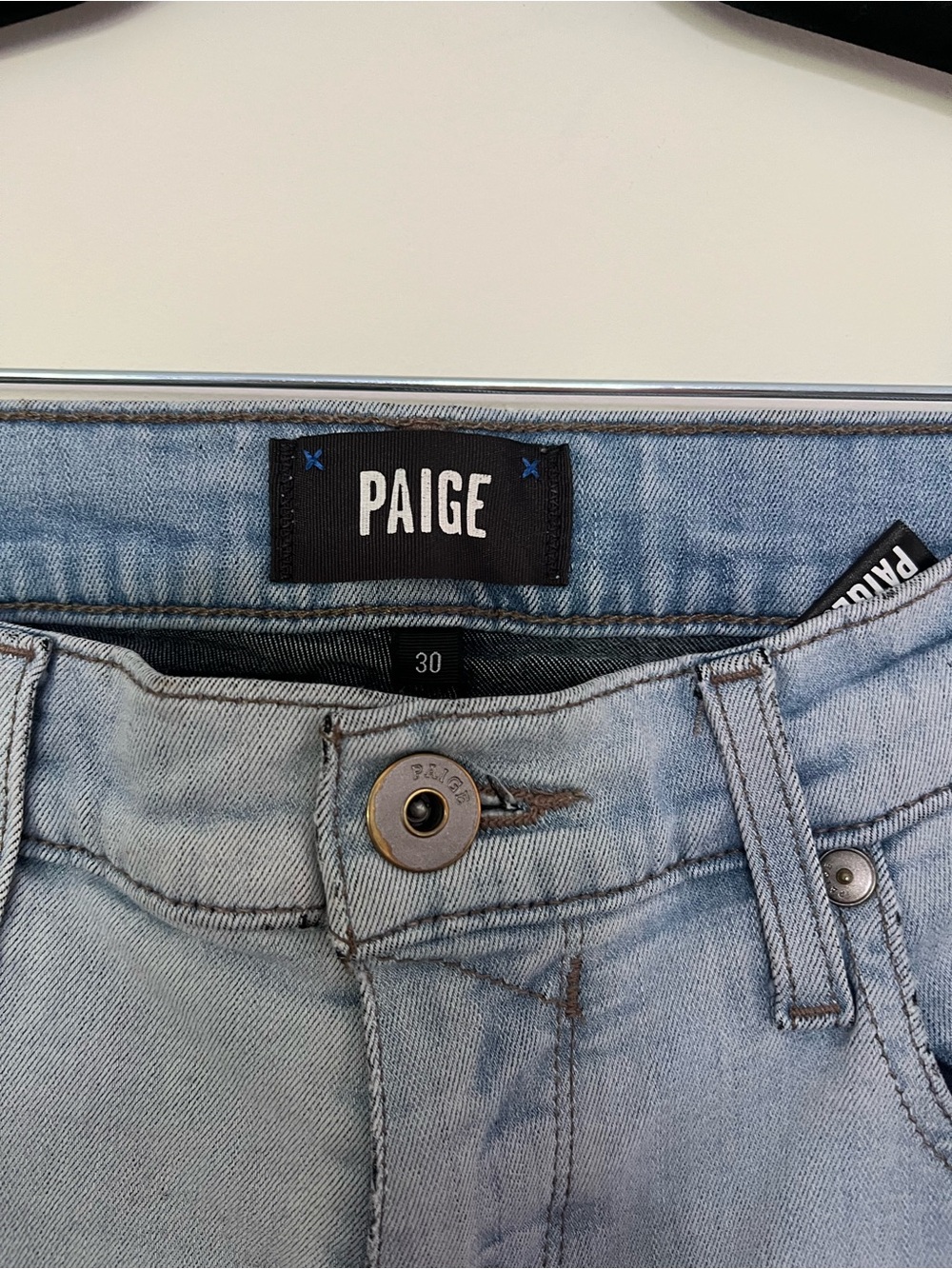 PAIGE Straight-Leg Jeans in Light blue Wash - Picture 4 of 4